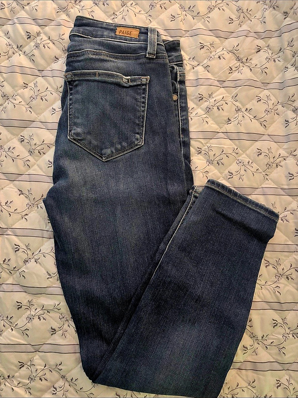 Paige Skinny Jeans Verdugo Crop in Blue Waist 26 Like New